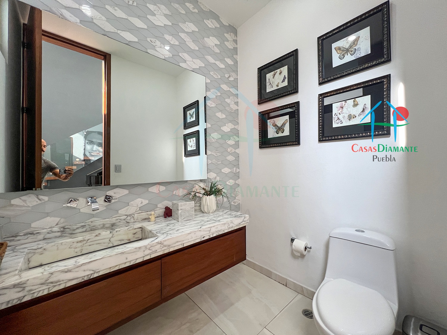 Cluster 777 Casa Martina - Baño de visitas 1